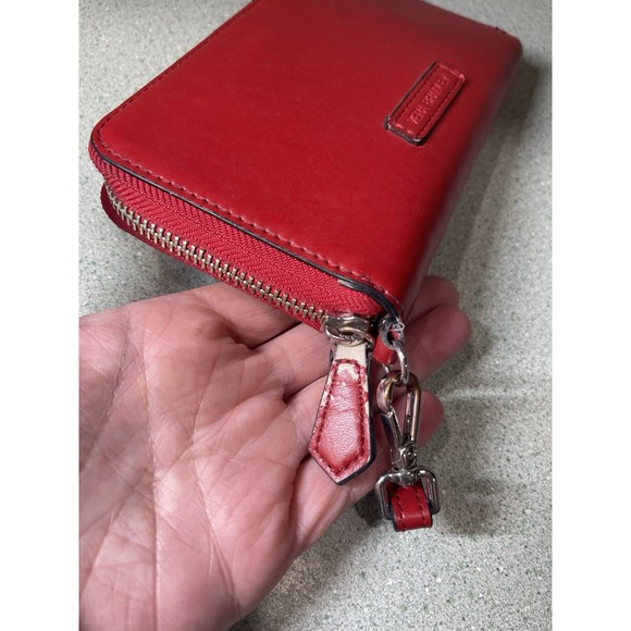 Vera Bradley Wallet Zip Around Small Red Faux Leather Wristlet Organizer - Picture 2 of 12